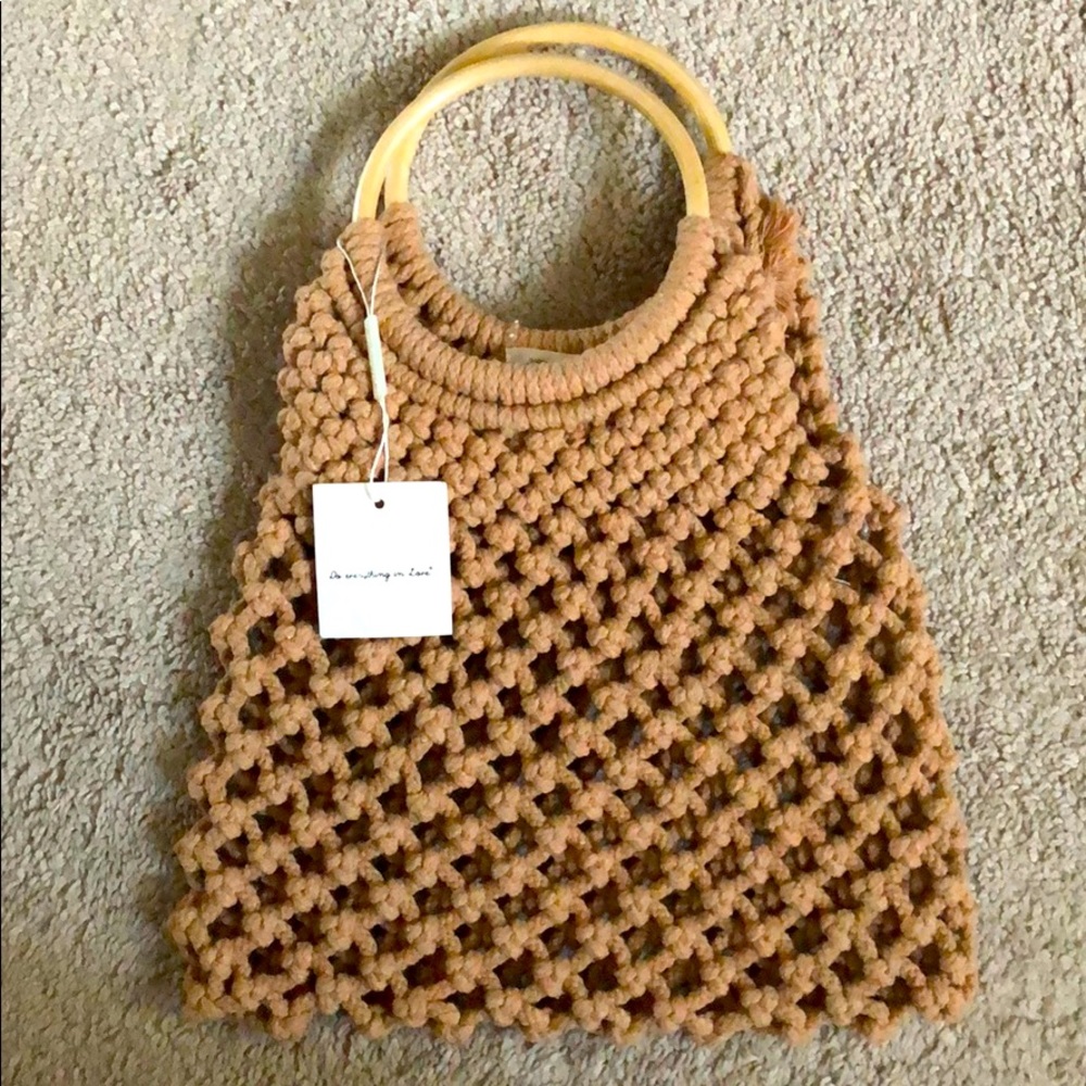 Do everything in love macrame purse